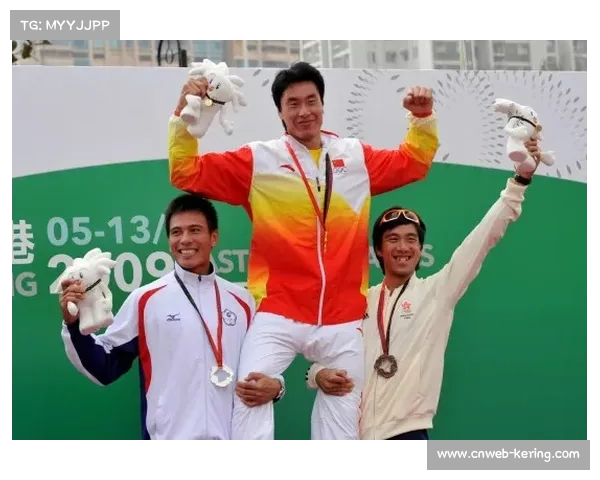 福建青年击剑队双星耿熙凯林炜乐勇夺全国男子花剑团体赛铜牌